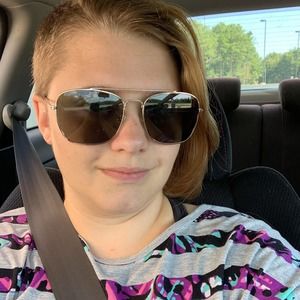 Meet your Posher, Victoria